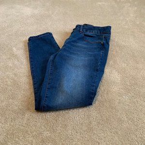 Tahari Kelly Classic Skinny Five Pocket Jeans Size 8/29